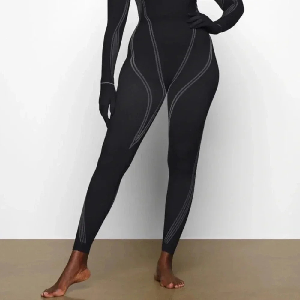 SKIMS First Layers Legging in Black Size M-XL NWT New